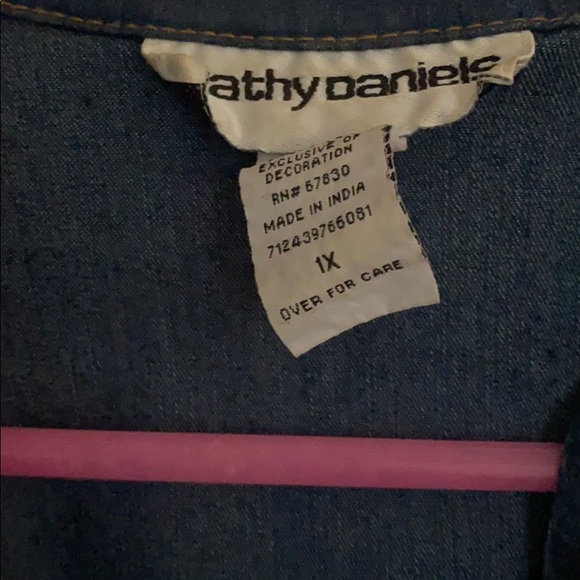 Jean jacket - Picture 3 of 5